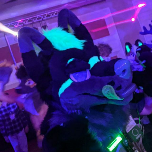 RavenShadow0's tweet image. How to find me at #FWA2023 #FWA