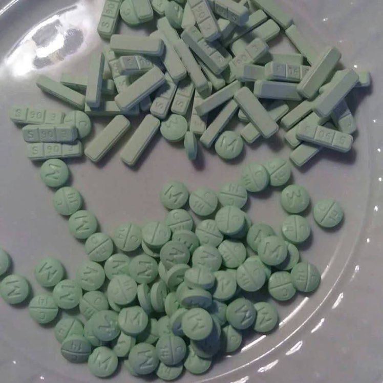 Adrien (🧻🙌) tweet media