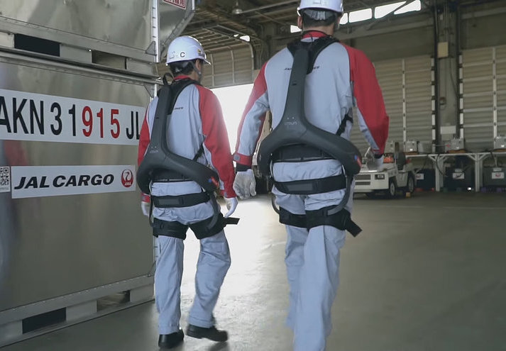 blancoblanco_'s tweet photo. Exoskeleton Design Gets Sexier  "
Exoskeletons have begun to proliferate. And because AI cannot yet automate manual labor positions, the category will surely grow, as more companies see the cost benefits: Reduced downtime, reduced worker injury, increase… https://t.co/dIW7RUiRLA https://t.co/y1vQMGh2Xo