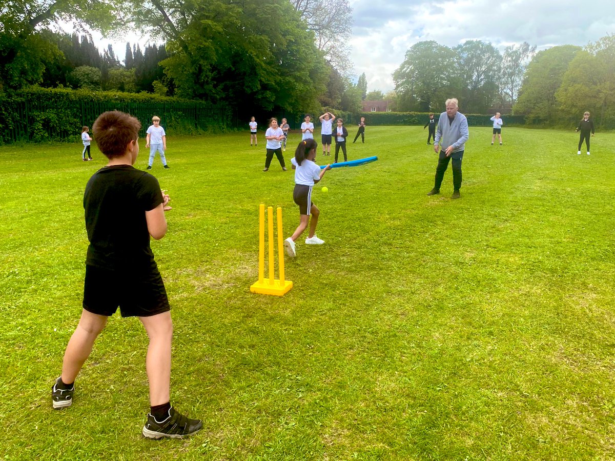 BawtryMayflower's tweet image. Lots of exciting cricket happening this week at BMPS, and a great way to relax after SATs this morning for Year 6! Thank you @CCSLTDCoach for letting some of the teachers play too!! 🏏 #cricket #howzat #getactive