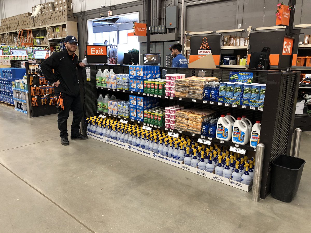 Another flawless execution!! Brandon didn’t missed a beat with this Merch Wall Reset. @AndresD65_HDMET @MannyZ1961 @D65Hutch @LemmaTony #TheHomeDepot #MET #Cleaning