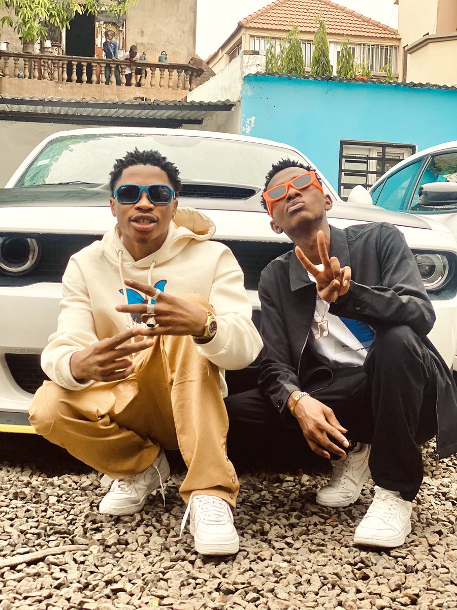 ProdKams's tweet photo. Blackavely 🔥🔥🔥 https://t.co/nLNtChT7fh