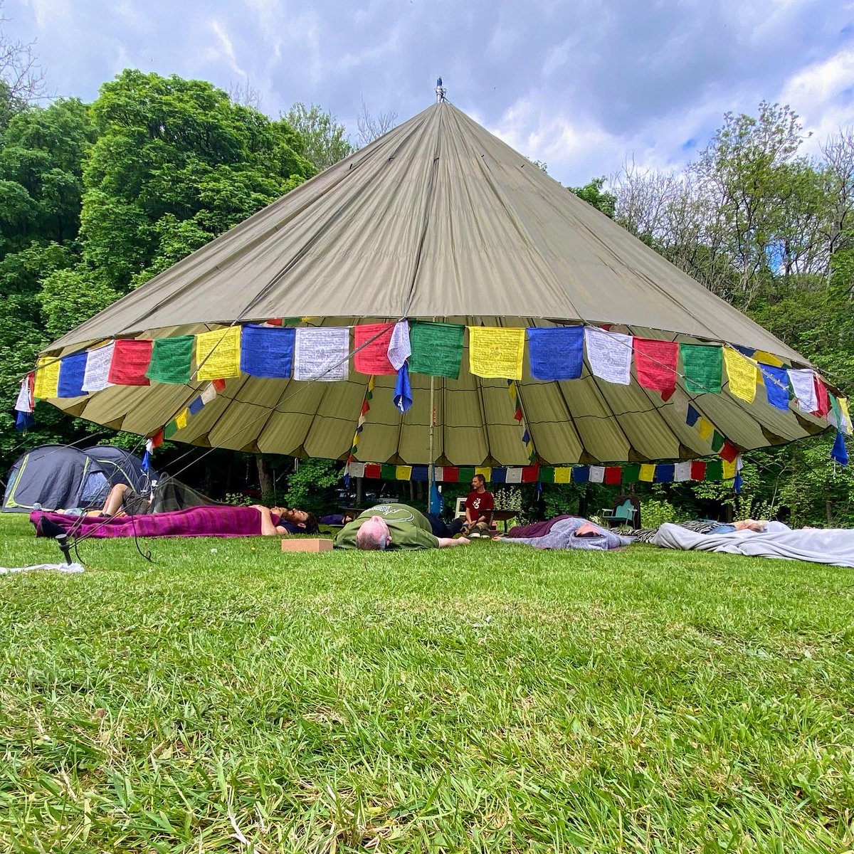 Re-Treat yourself at our all-inclusive #wellness weekends in stunning private woodland in the #LakeDistrict #Summer2023!  🌄⛺️🧘🔥

There’s something for everyone with #yoga, #relaxation, #mindfulness, #music, campfires, wild-swimming #creativity &amp; more 🤩
YinYan.co.uk/retreats