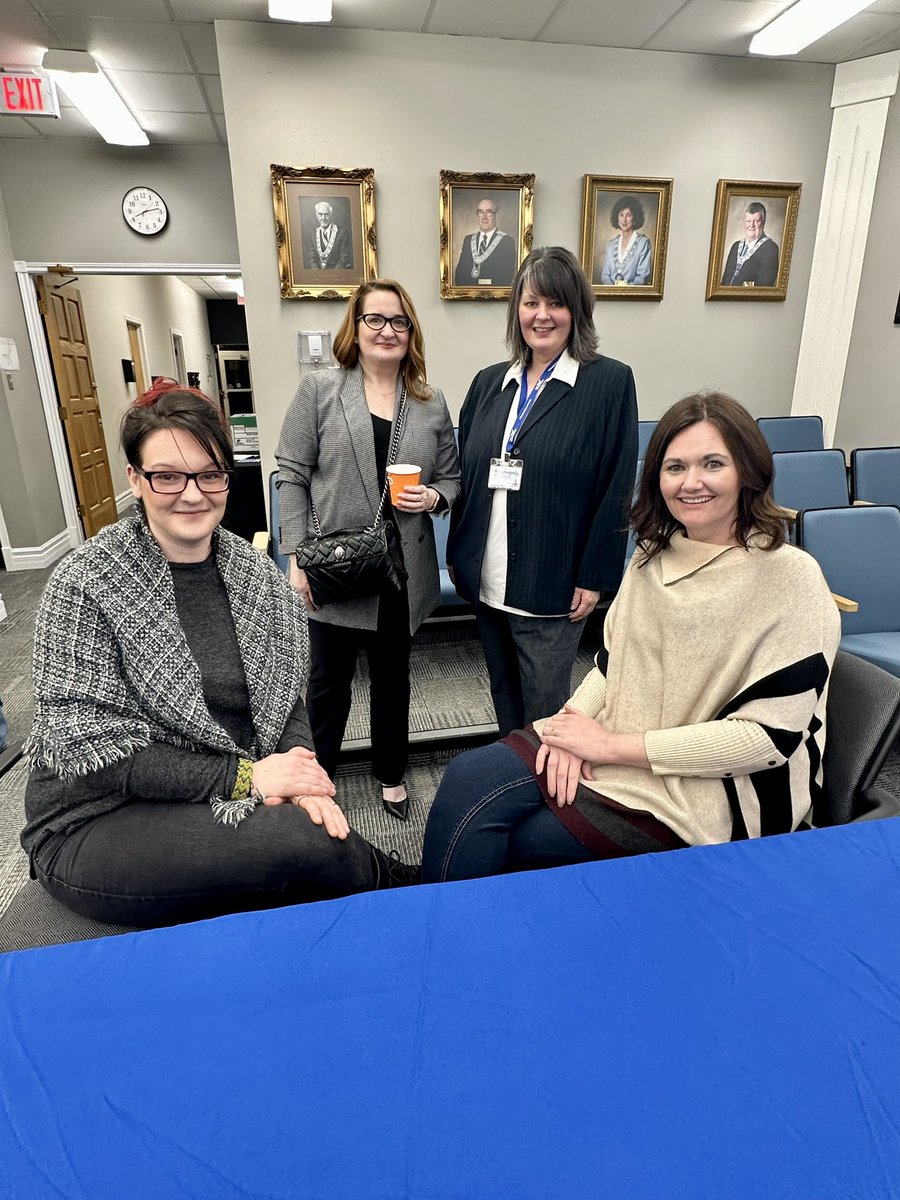 townofgander's tweet image. A fantastic evening at our first Coffee with Council! Some delicious treats and great conversations were had. 💬

Residents and business owners had the opportunity to ask questions to Council and bring forward and suggestions or ideas they had.

#municipalawarenessweek