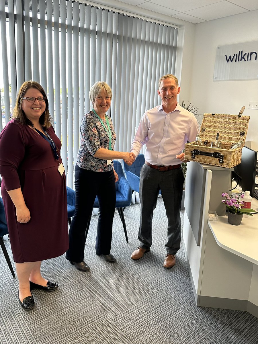 florambennett's tweet photo. Congratulations to David Johnson of @Dexter_Sharpe on winning a gin hamper at the opening of @WCllpSolicitors Wolds Office in Louth https://t.co/H5bRqg62I9