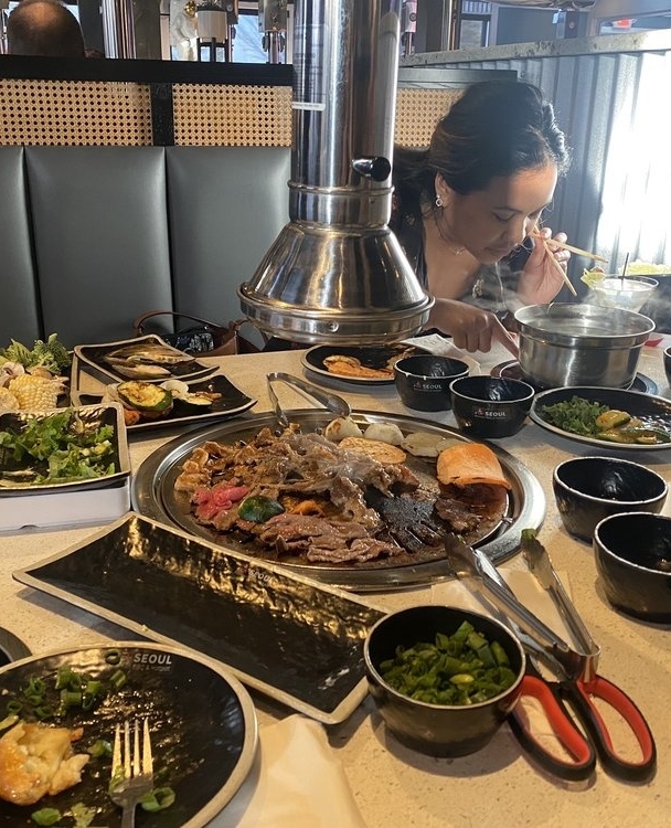 Stop the presses and loosen your belts! @seoulcharlottesville is a #YelpHotAndNew restaurant serving up some serious flavors in Charlottesville 🔥  Grab your foodie squad and bookmark this biz today at the link in our bio.