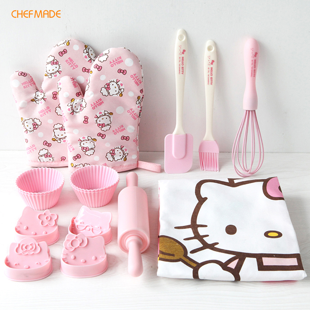 CHEFMADE_'s tweet photo. Become a cute little baker!
PRODUCTS: CHEFMADE-Hello Kitty Series
photo credits to：CHEFMADE-INFLUENCERS-
#CHEFMADE #baking #hellokitty #mould #Kitchenware #KitchenTools #Dessert #Treats #Snacks https://t.co/gNGcjrajdV
