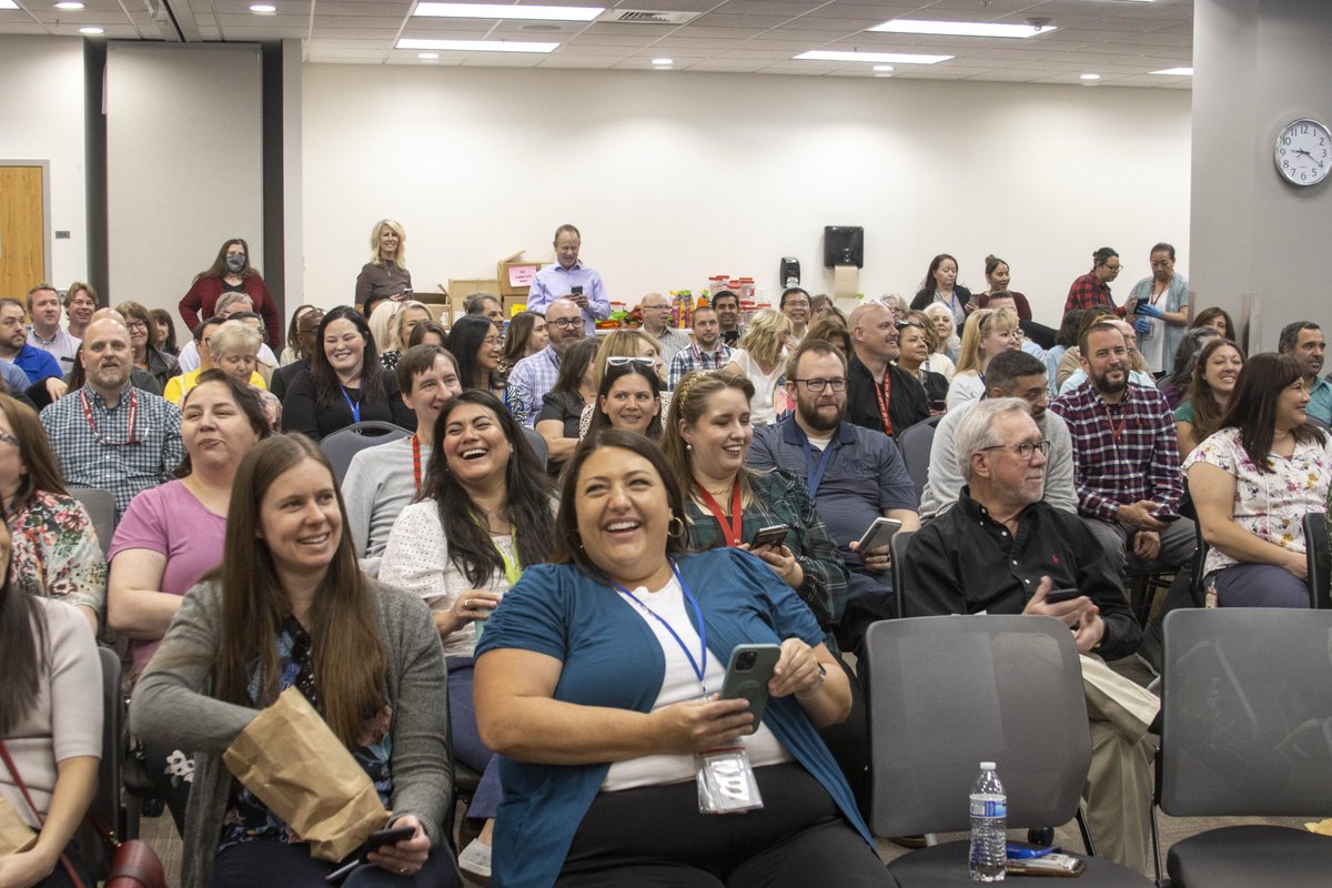 JobsUT's tweet image. It's Public Service Recognition Week, and we're celebrating our stellar staff statewide! Our executive director's office is meeting with staff in Salt Lake and Richfield this week, but we are grateful for all our staff making a positive difference in their communities! #PSRW