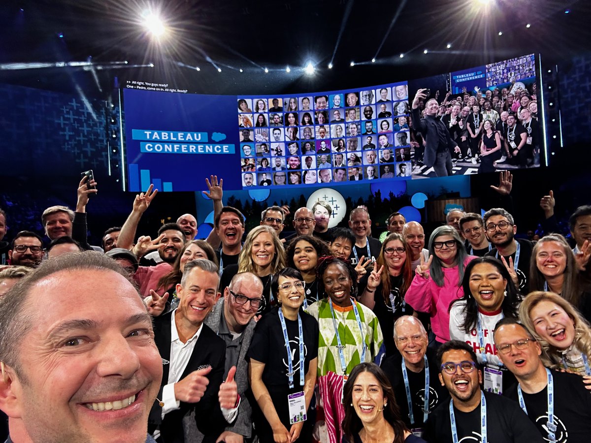 The #Tableau community is stronger than ever. More than 3 million profiles on Tableau Public, 350k+ forum users, 500+ user groups in 70+ countries. Proud to honor the visionaries during #data23 and <a href="/AnnUJackson/">Ann Jackson</a> and <a href="/flerlagekr/">Ken Flerlage</a> in the hall of fame.
