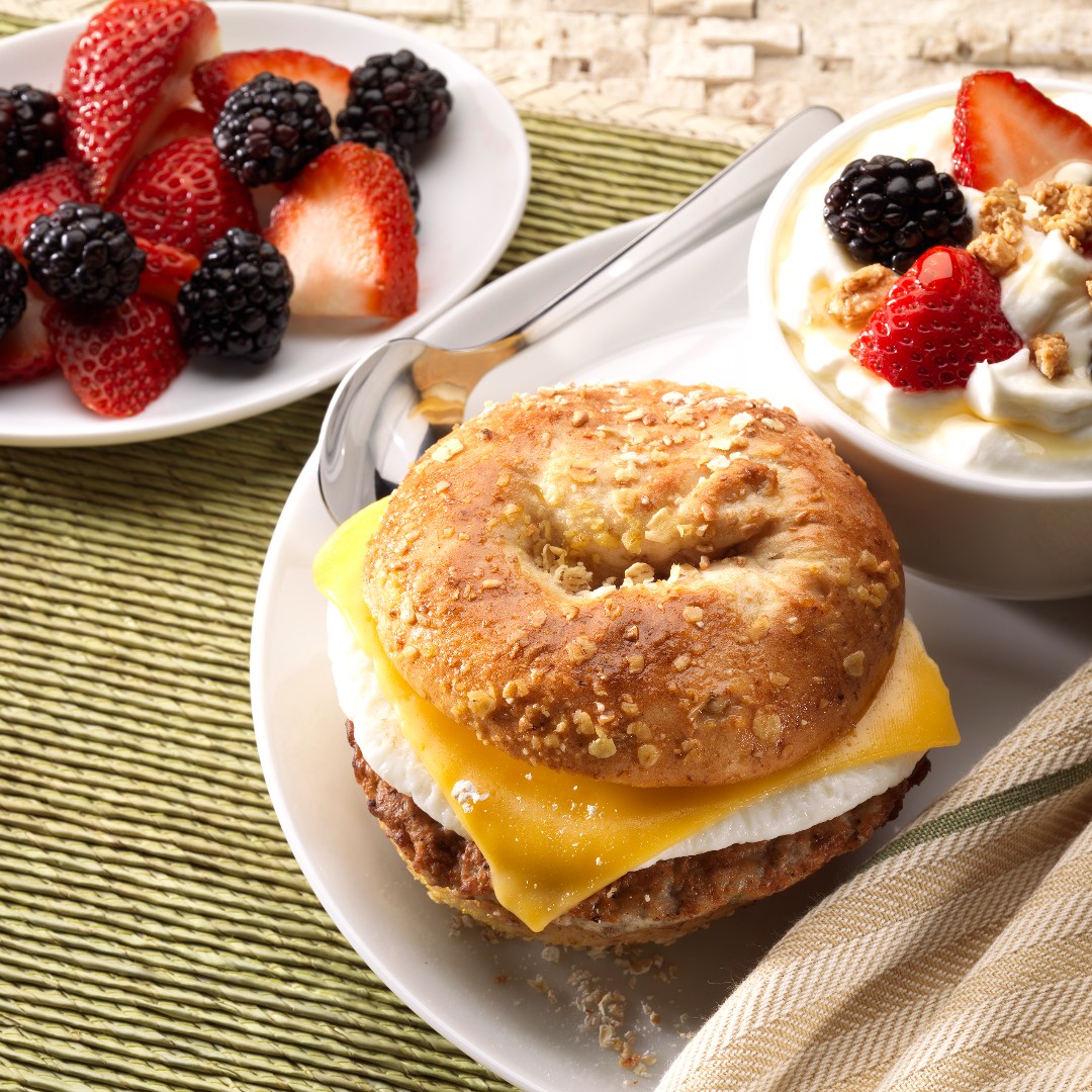 Home2PalmBay's tweet photo. Enjoy our complimentary hot breakfast buffet available daily! https://t.co/MYQtx1ak6t