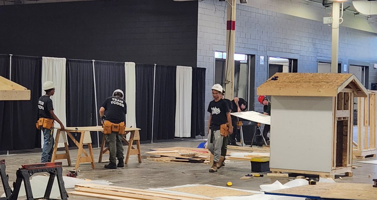 #ICYMI: #TCDSB schools won 8 medals in the <a href="/skillsontario/">Skills Ontario</a> finals last week!

Congrats to the winners from <a href="/FLCHS_TCDSB/">Francis Libermann Catholic High School</a>, <a href="/neilmcneilhs/">Neil McNeil HS</a>, <a href="/MPSJ_TCDSB/">Michael Power/St. Joseph High School</a>, <a href="/JCMWolfPack/">McGuigan</a>, @MaryWardSHSM, <a href="/NDHSbeach/">NDHSbeach</a>, <a href="/StPatPrincipal/">StPatrickCSS_TCDSB</a>, &amp; <a href="/MadonnaCSS/">Madonna CSS Student Council</a>! 

Good luck to all those moving on to the National finals!