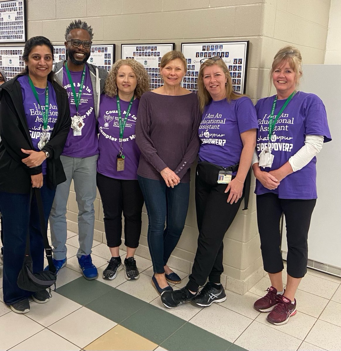 CUPE5200's tweet photo. Queen of Heaven staff supporting their bargaining team on Education Worker Wednesday ⁦@osbcucscso⁩ https://t.co/0vAcfBpPa2