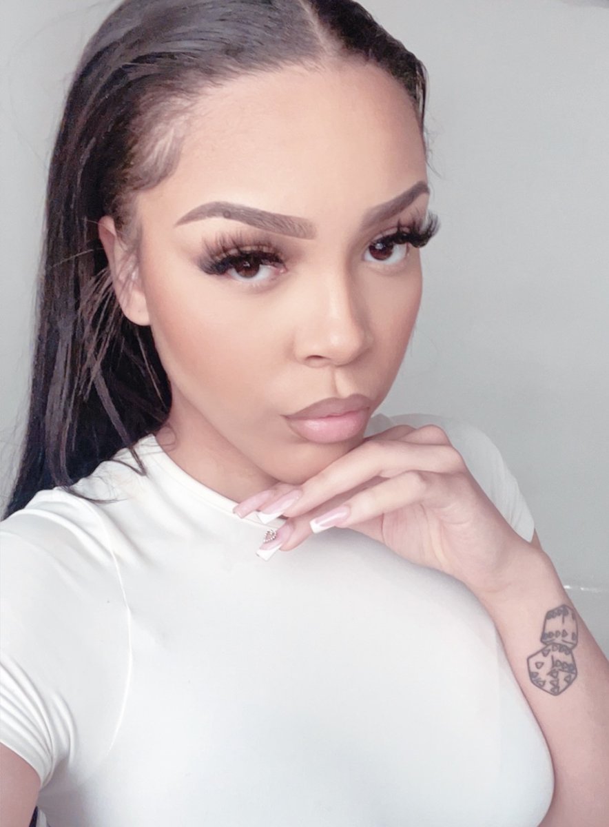 prettynpaidlife's tweet image. Only been wearing Pretty'n'Paid lashes since 2020! Haven't looked back since! 🤍 #LashesForDays #PrettyNPaidLashes Trust me, these lashes are a game-changer. You won't regret giving them a try!   Check out prettynpaidco.com to find your favorite!