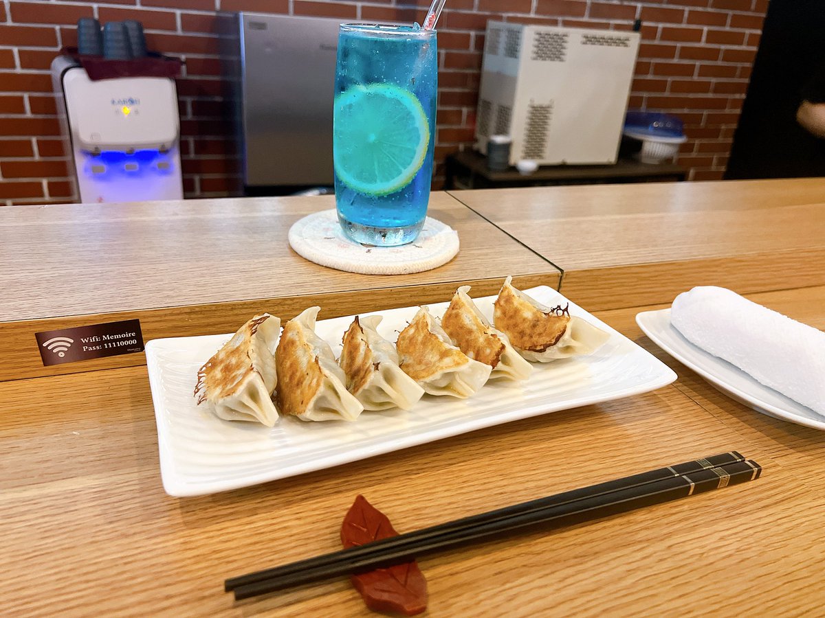 GyozaBarMemoire's tweet photo. #gyozahanoi #gyozabar #hacaonhat #gyoza #Japanesegyoza https://t.co/QbZcdeBQIY