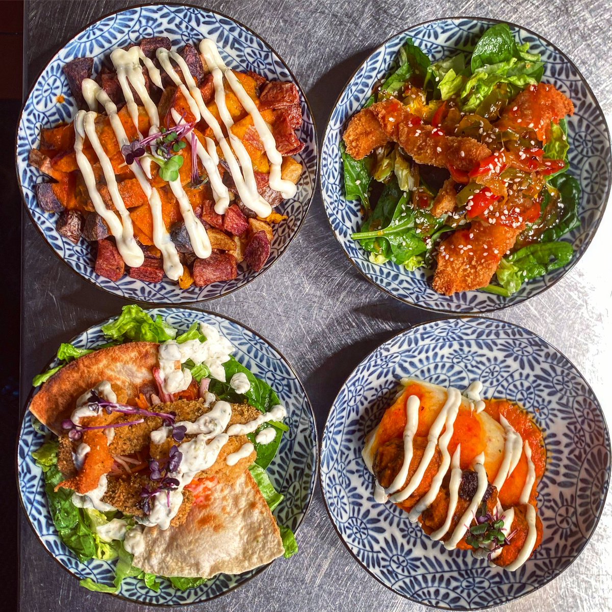 Not sure what to choose? Go for one of our Tapas Specials to try a bit of everything 😋 Here we have Patatas Bravas made with @ballymakennyfarm potatoes, Salt & Chilli Chicken, Fish Taco with Lime Tartare and Meatballs with Nduja Mash 🤤 #LouthChat #No3Collon