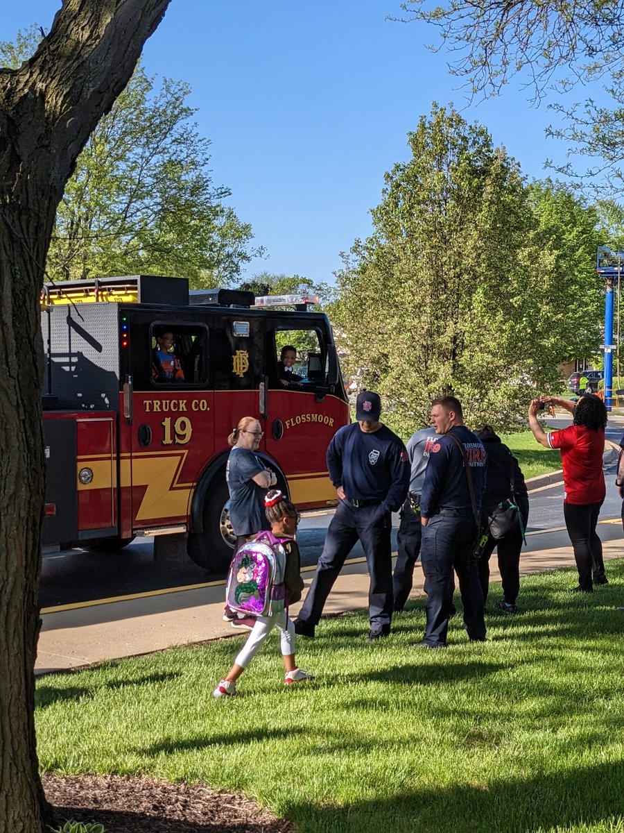 Mrs.Cochran tweet media