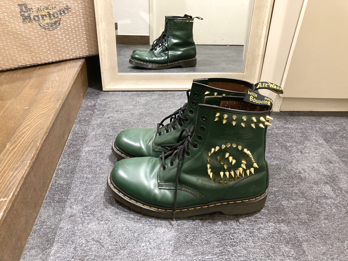 AaZz0852's tweet photo. DR. MARTENS 8hole

original custom prototype
accept custom order
price/delivery ASK

#drmartens https://t.co/xYVNGShgXV