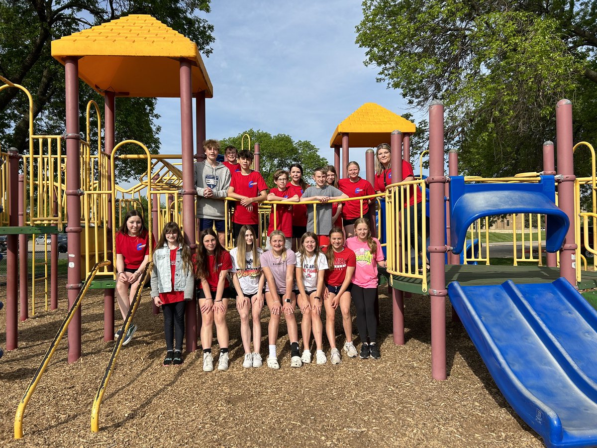 Thank you <a href="/MrsRyan_cms/">Theresa</a> and <a href="/millardcentral/">Millard Central MS</a> for supporting our Fun Run!