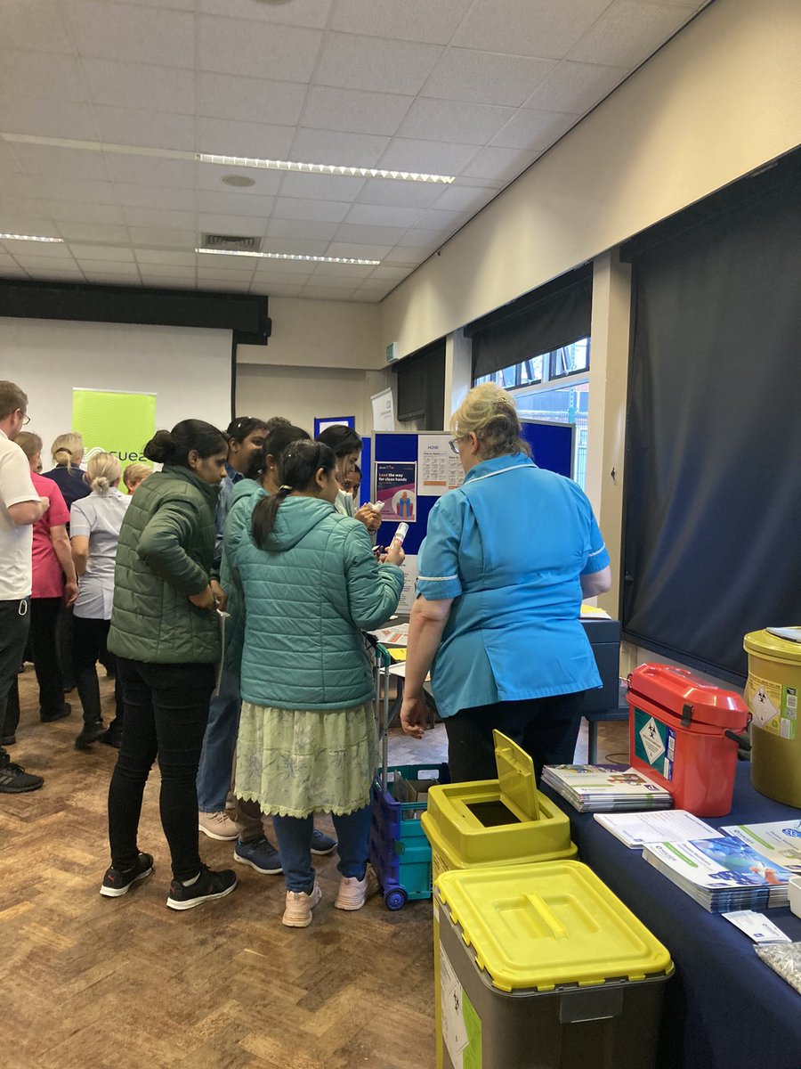 pefteammchft's tweet photo. Lovely to see such enthusiasm for the IPC exhibition today @scott1malton  @egerton_laura  @NickyMadeley22 @StaffsUNursing https://t.co/9xUAU6GweE