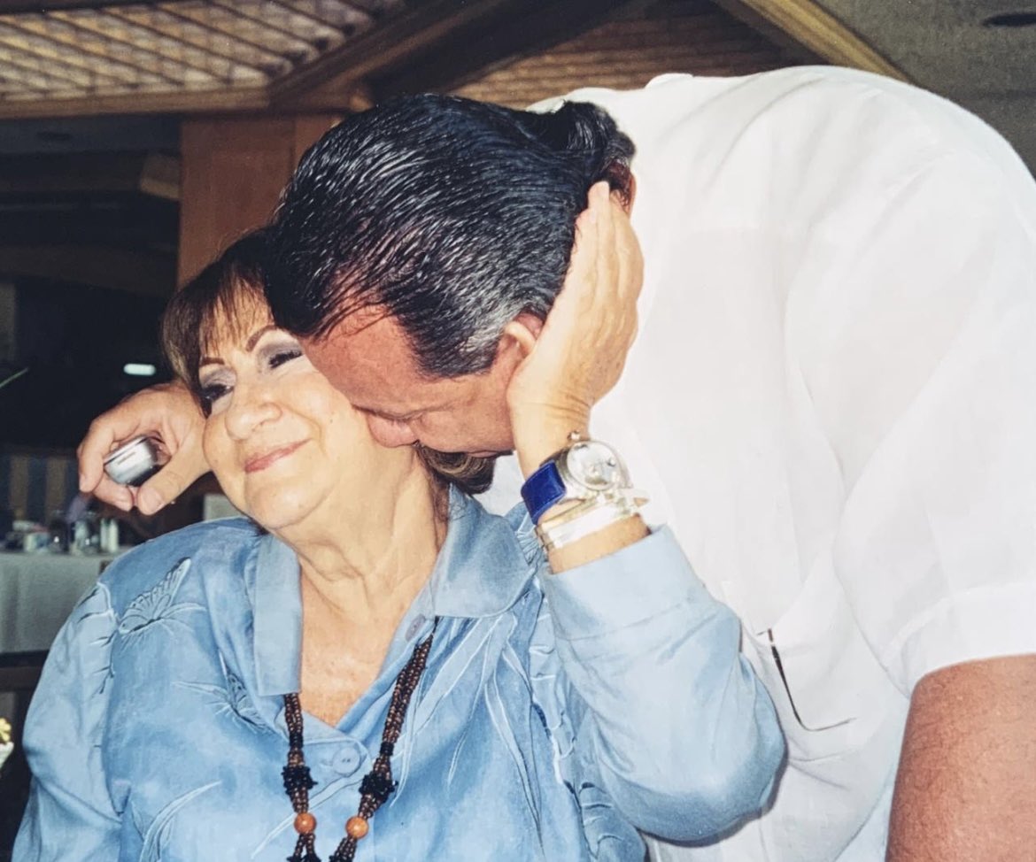 MAMÁ SIEMPRE ESTÁS EN MI CORAZÓN !!