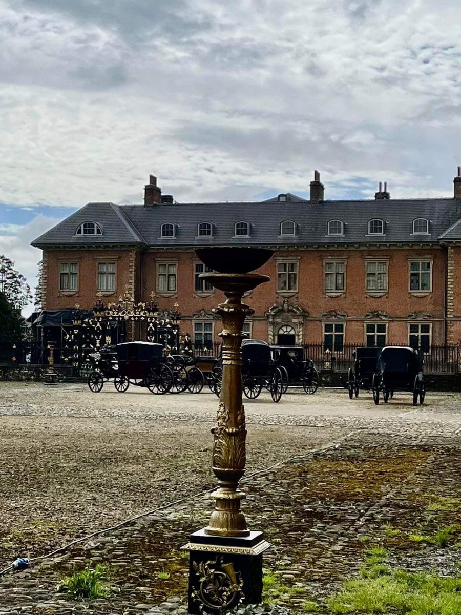 Doctor Who Production News №(𐐈) on Twitter "dwsr Tredegar House today