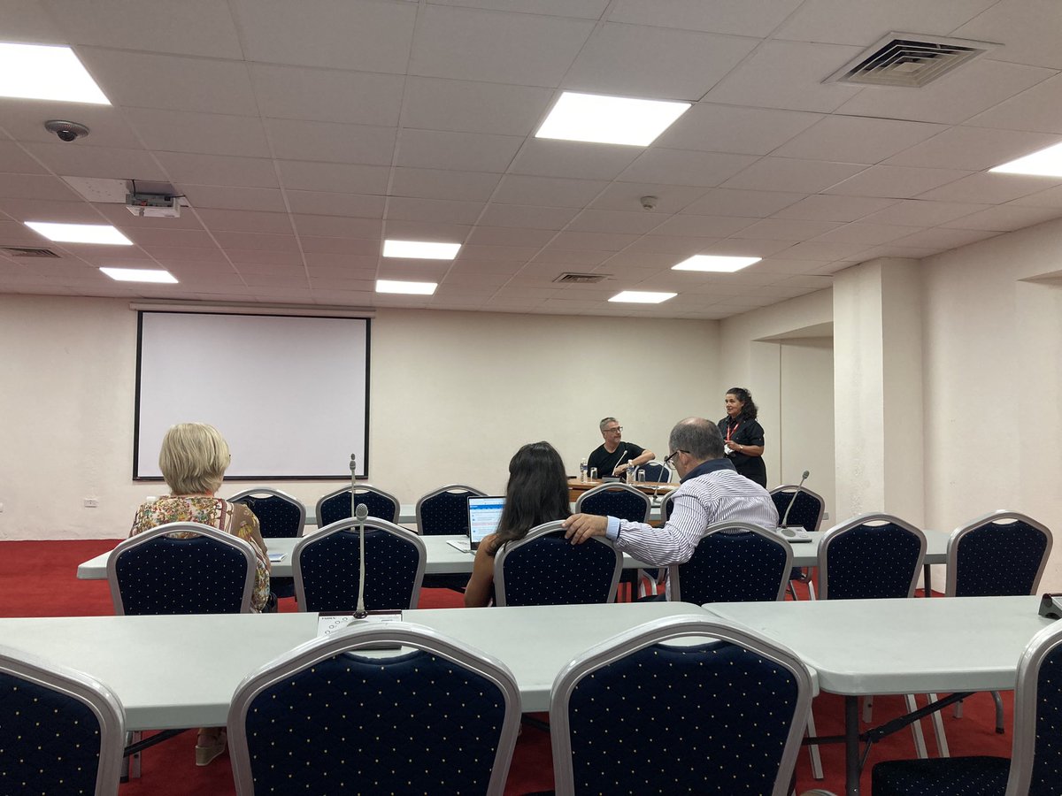 AmiPonce_90's tweet photo. Segundo día de sesiones científicas en el evento #sisa2023. Hoy participamos en la Sesión de Gestión del Conocimiento y la Innovación.
#inisav #cubanscience #conocimientoeinnovacion https://t.co/PPC2gk4q18