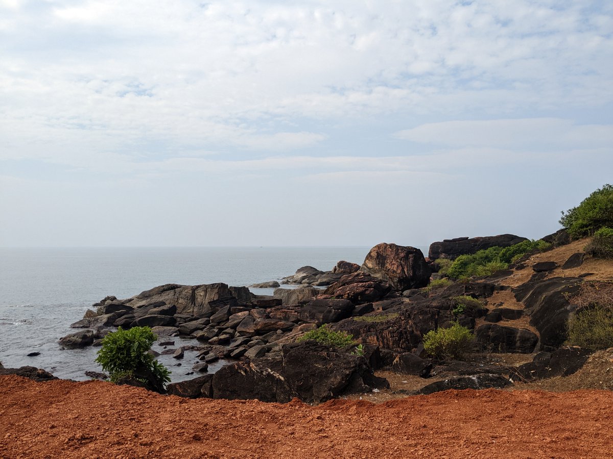 Pneel12's tweet photo. Day 1 Gokarna (Part 1)
Shot On: #pixel6a @madebygoogle 
#karnataka #karnatakatourism #gokarana #gokaranabeachs #gokaranabeachtrek  #travel #travelphotography #travelindia #IncredibleIndia  #explore #googleindia #googlepixel #madebygoogle #googlepixel6a #teampixel @KarnatakaWorld https://t.co/ibWVIltAZh