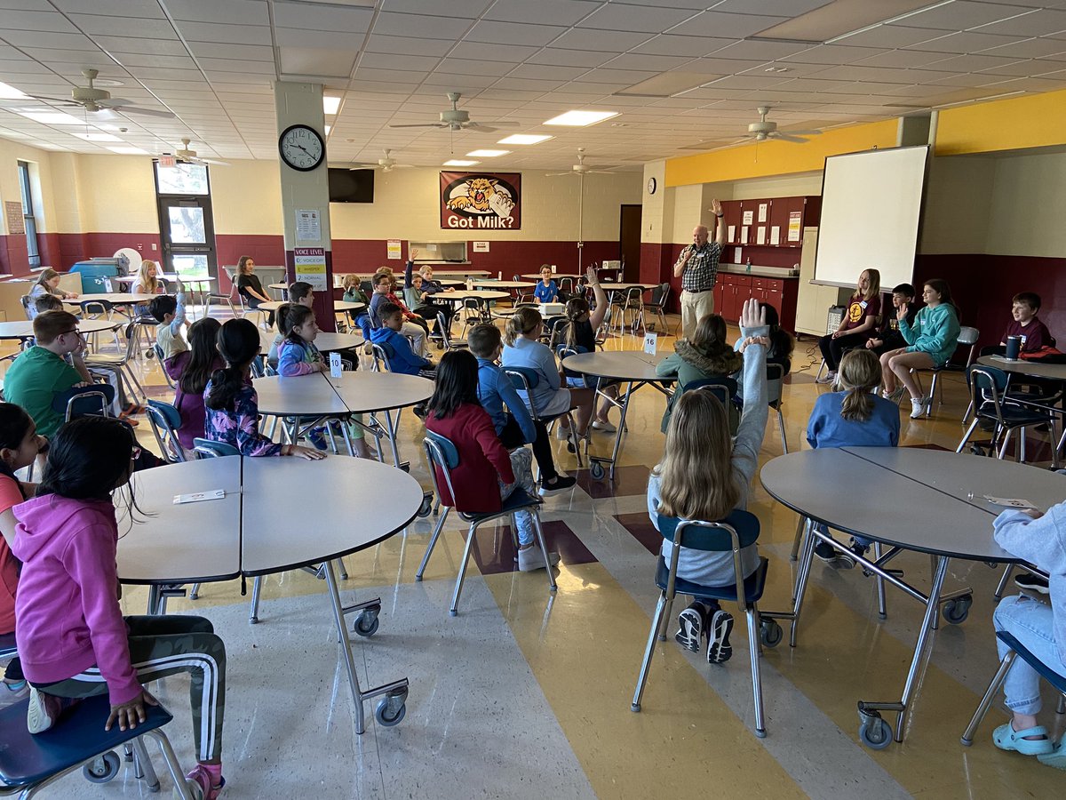 WV_Wildcats's tweet photo. Thank you Troy 5th graders for visiting Westview today to share your insight about the exciting opportunities waiting our 4th grade students at Troy Intermediate next school year! #westviewpride @TroyIntAL #ALCS100 https://t.co/0BwVTkVk1Q