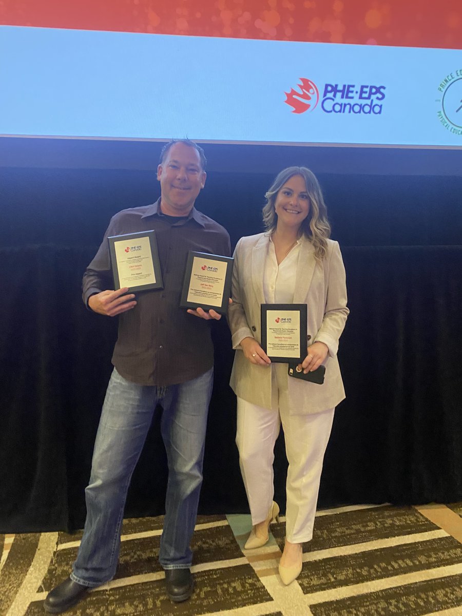 And the award goes to... TWO DSBN staff! Stefanie Pavlovich <a href="/EdenHighDSBN/">Eden High School</a> and Jeff Van Wely <a href="/PEWelland/">Princess Elizabeth</a> both won the 2023 National Award for Teaching Excellence in Physical and Health Education, out of only 10 winners across Canada! We're very lucky to have you both. CONGRATS!🎉