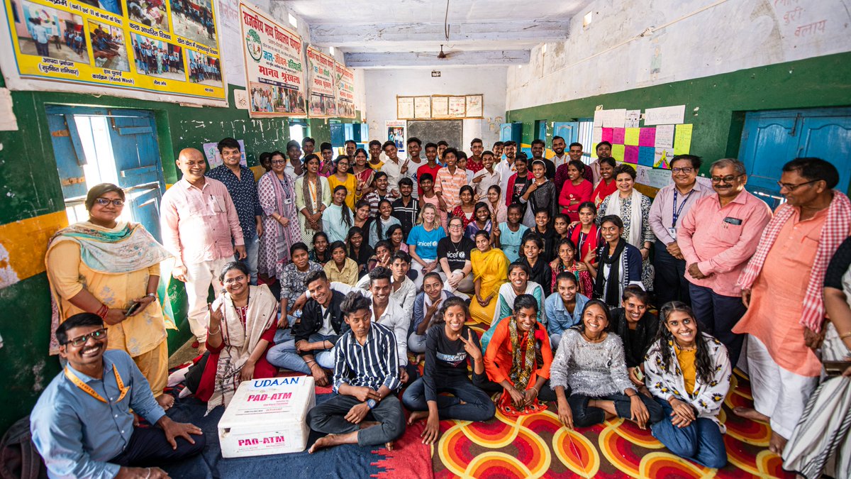 On a visit to Gaya, #Bihar with <a href="/noalaskinner/">Noala Skinner</a>, Regional Director a.i., <a href="/UNICEFROSA/">UNICEF South Asia</a>, we met with adolescent members of the Udaan project that empowers youth to come together to support each other and their communities in preventing issues that can have a negative impact.