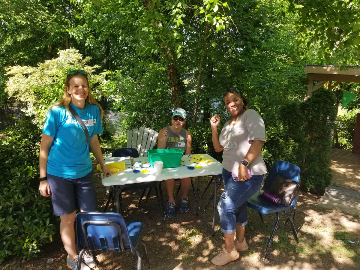 healytechnology's tweet photo. Field Day Fun #EastvalleyEagle https://t.co/NaXqDxDidE