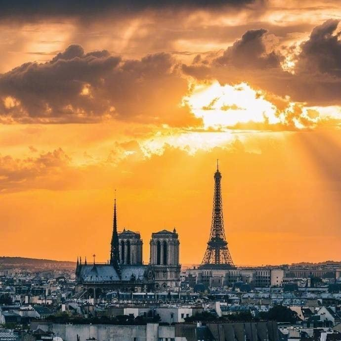 CBaxter4's tweet photo. Paris, the capital of fashion, is one of the oldest cities in the world, not only with its remnants of the Paleolithic, but also a trendsetter in fashion and culture. Opera houses, fashion shows, art galleries and much more have transformed the city into a mecca for dreamers. " https://t.co/I5Zxnko18u