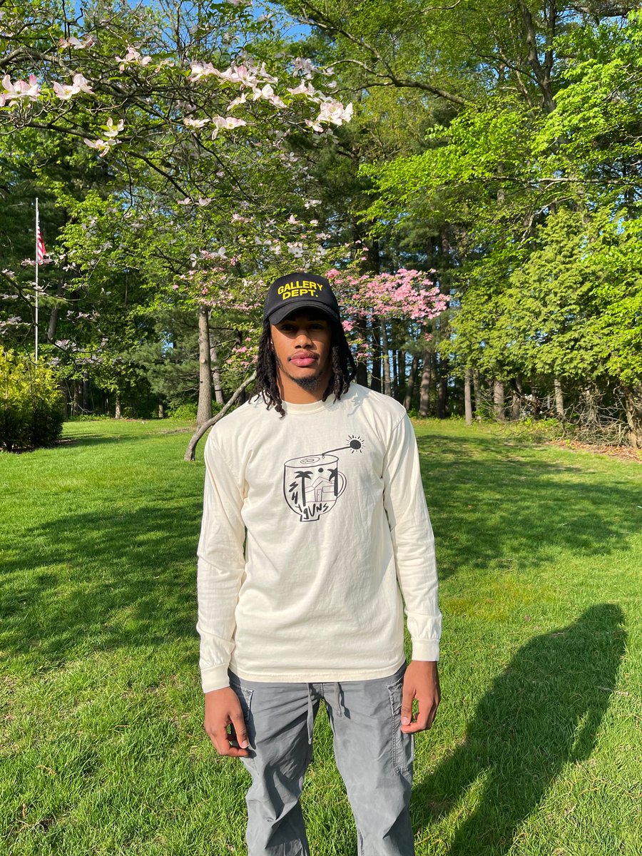 🌸☕️📀🌴

shyguns.bigcartel.com