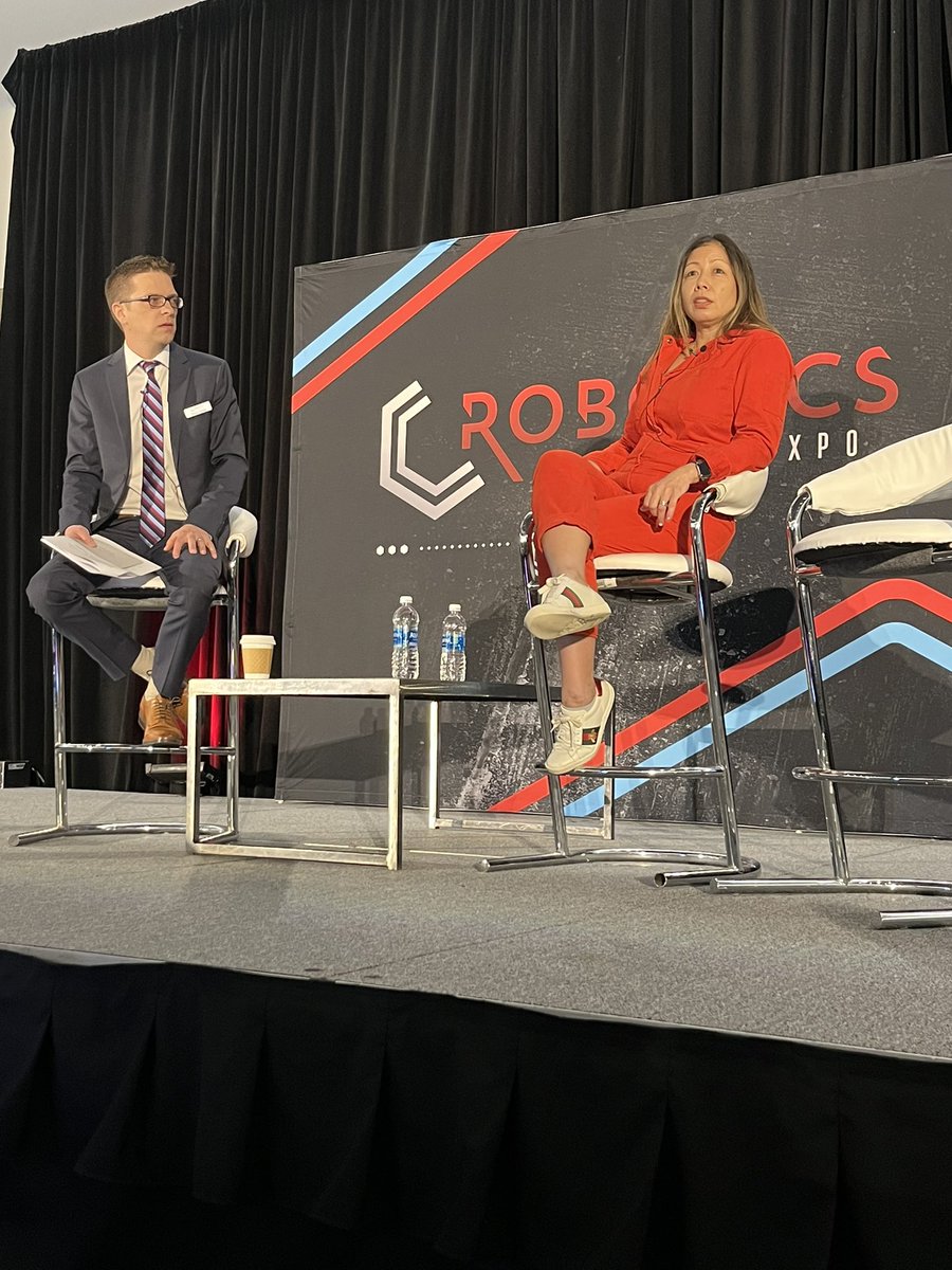 KnowTheIntel's tweet photo. Great to see @IntrinsicAI at the @Robotics_Summit this year. Excited to see what they roll out next week for product! https://t.co/33ZtQ350rk