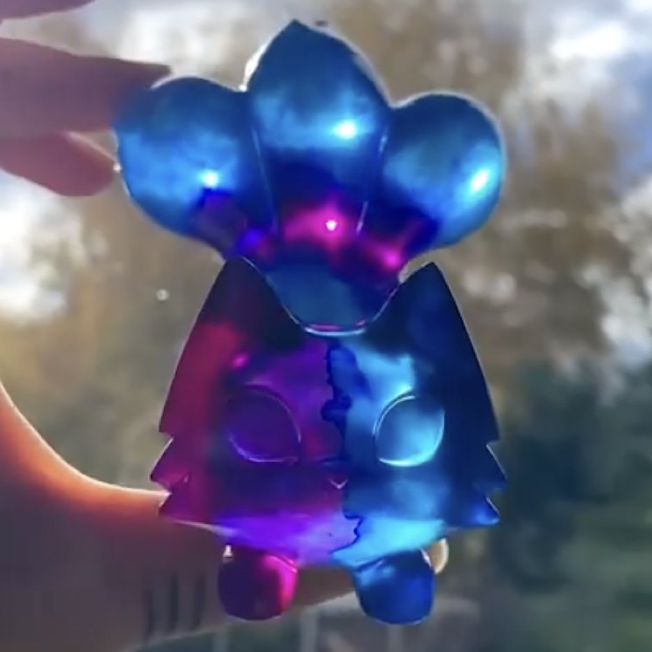 toysrevil's tweet image. (+)
#FluffRiot on #TOYSREVIL: bit.ly/3VTSdWf

DM @fluffriot to get the Invite for their #Discord where these'll be made available exclusively!

#FluffRiot
#ResinToys
#designertoy #indietoy
#toysblog