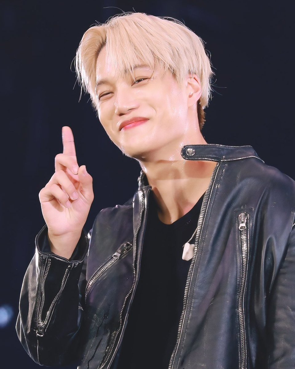 pcymehti's tweet photo. اومدم براش هشتگ بزنم و باز برم رست 

#언제까지나_종인이와_함께할게
#AlwaysHereForJongin
@weareoneEXO 
@B_hundred_Hyun @layzhang https://t.co/Mb1rnlQI5k
