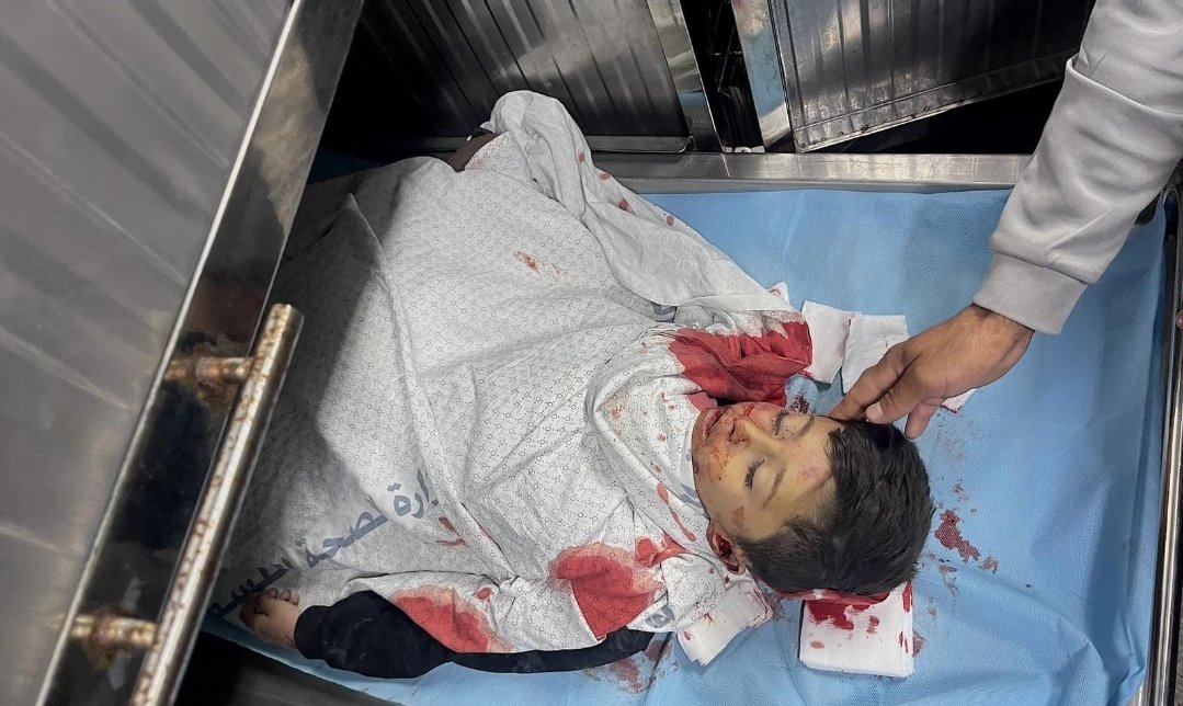 <a href="/soldier2017kg/">الأحداث الروسية🇷🇺🎖</a> دعواتكم لنا في قطاع غزة،  نحن تحت القصف الصهيوني منذ يومين، 19 شهيدا معظمهم من المدنيين حتى الآن، بينهم 9 من الأطفال والنساء.. 😢😭😢