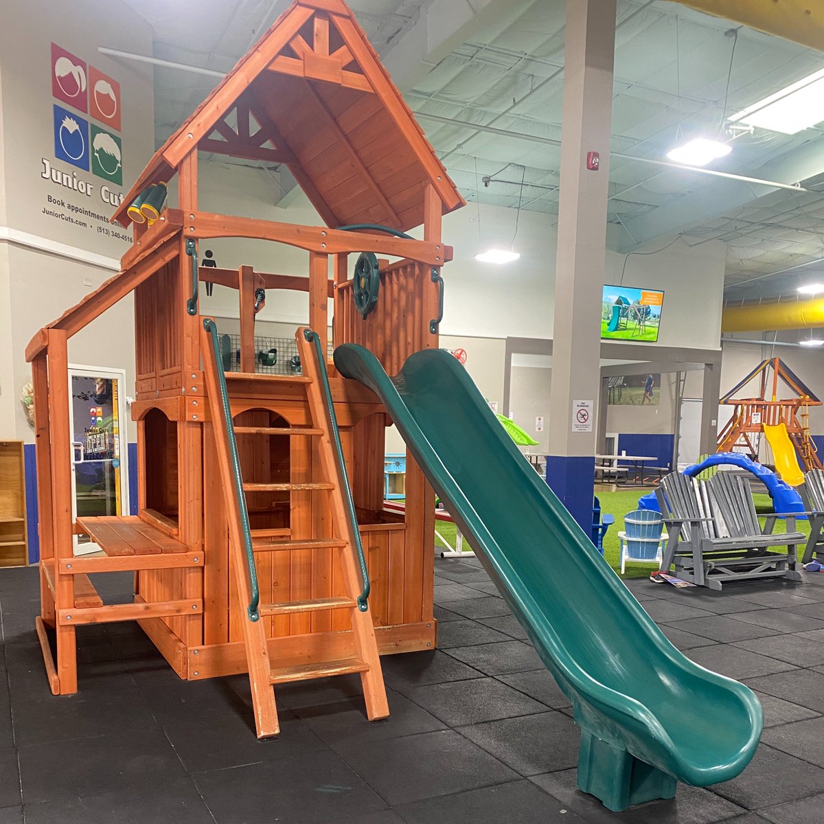 RTSPlay's tweet photo. We make sure that our products fit your needs. Message us today to begin commissioning your custom playground!

#rtsplay #customslides #outdoorplayground #residentialplayground #commercialplayground #playgroundequipment #rtscompanies https://t.co/Tktrw7Akvt