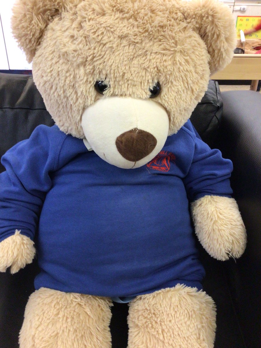 The beginning of our transition from nursery to Primary  1 has began! Some of the boys and girls took in their own teddy to take through to the school for a short visit joined by the giant nursery bear that the children named Frankie.