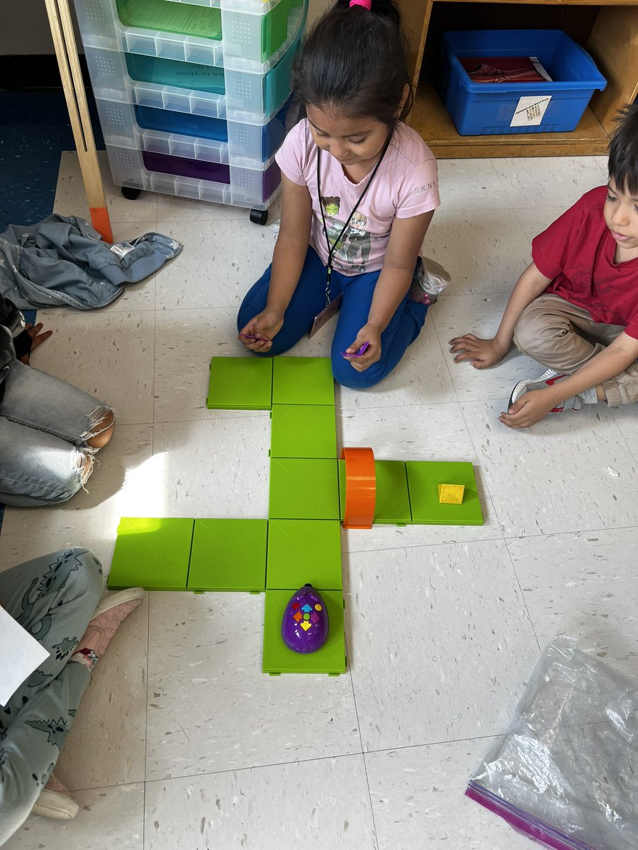 TechyTavarez's tweet image. Introducing the Designer Job!
We’re taking it up a notch in #robotics and letting Kinder design their own challenges for the drivers in their group.
Check out some of these creative mazes!🐭🤖 #CodeandGoMouse