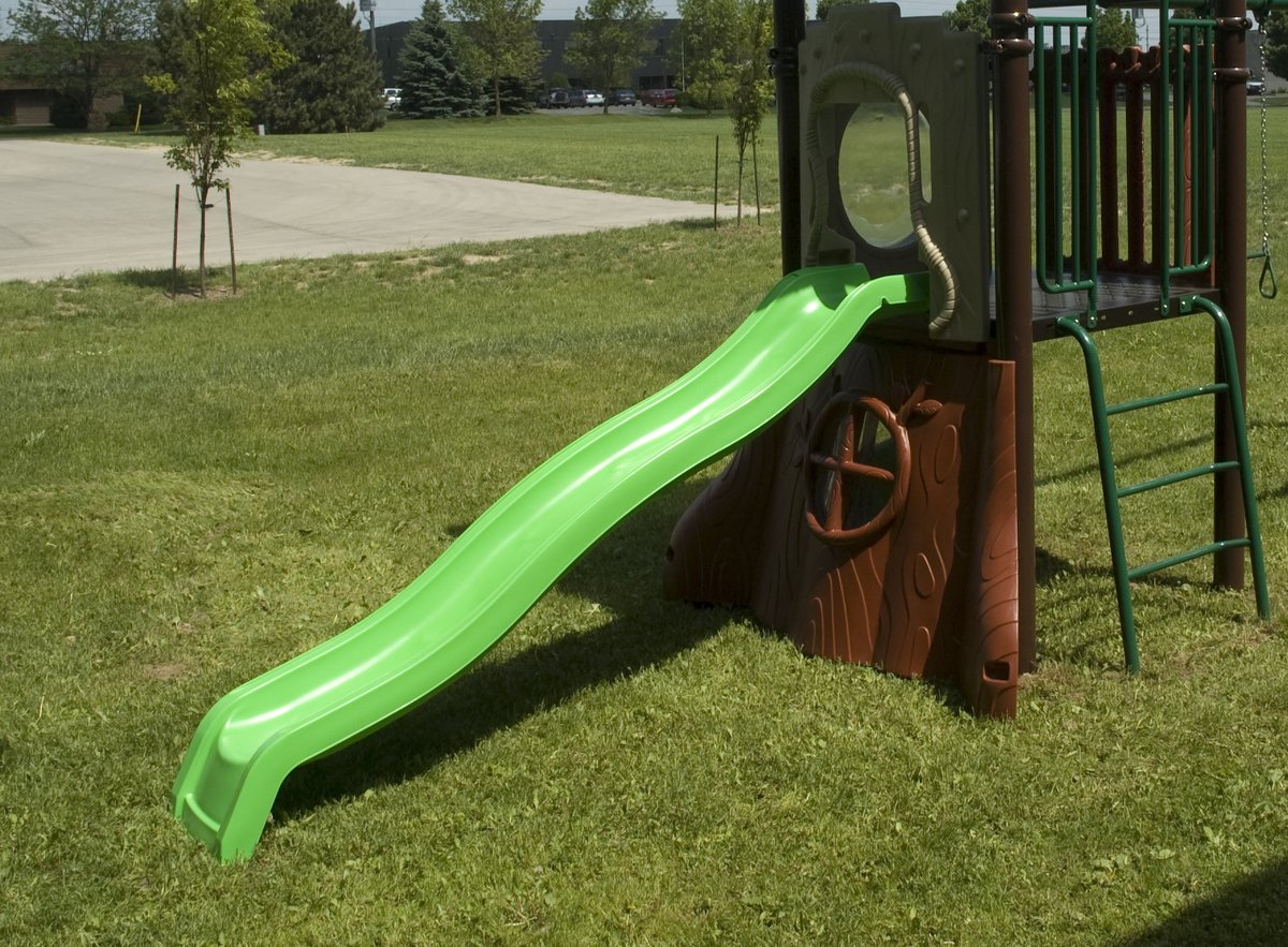 DM us today to get a quote on our slides.

#rtsplay #customslides #outdoorplayground #residentialplayground #commercialplayground #playgroundequipment #rtscompanies