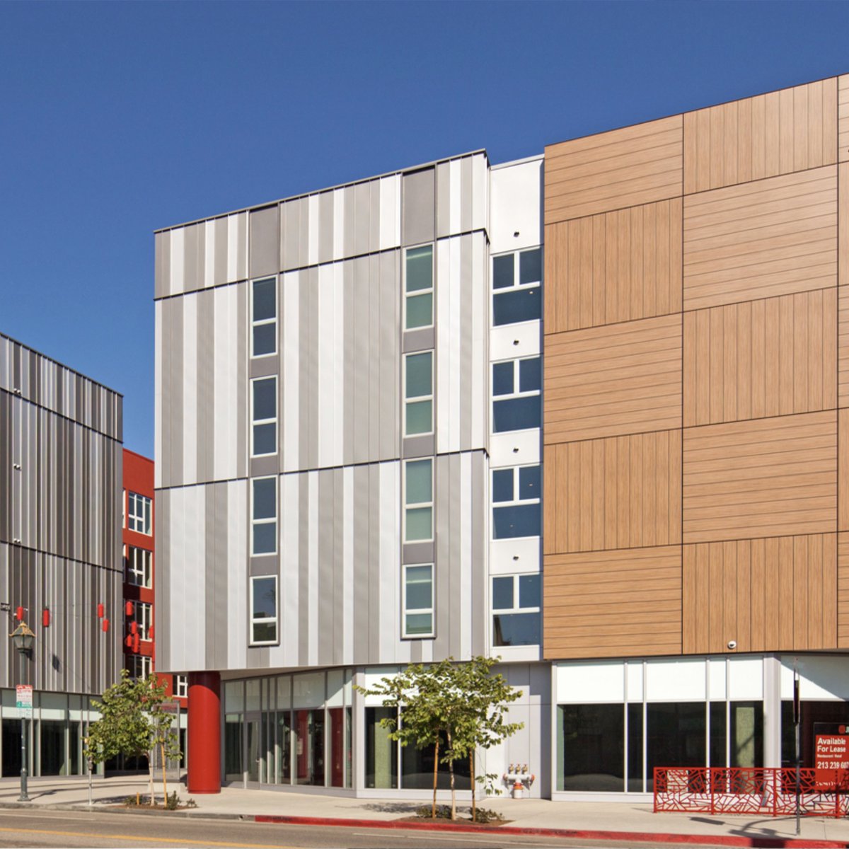 themaxcollab's tweet image. Blossom Plaza (2016)—In the Chinatown district of downtown Los Angeles, this development—with its lantern-lit streetscapes and intricately-patterned avenues—knits together a rich pedestrian experience, public artworks, contemporary architecture and a dynamic landscape.