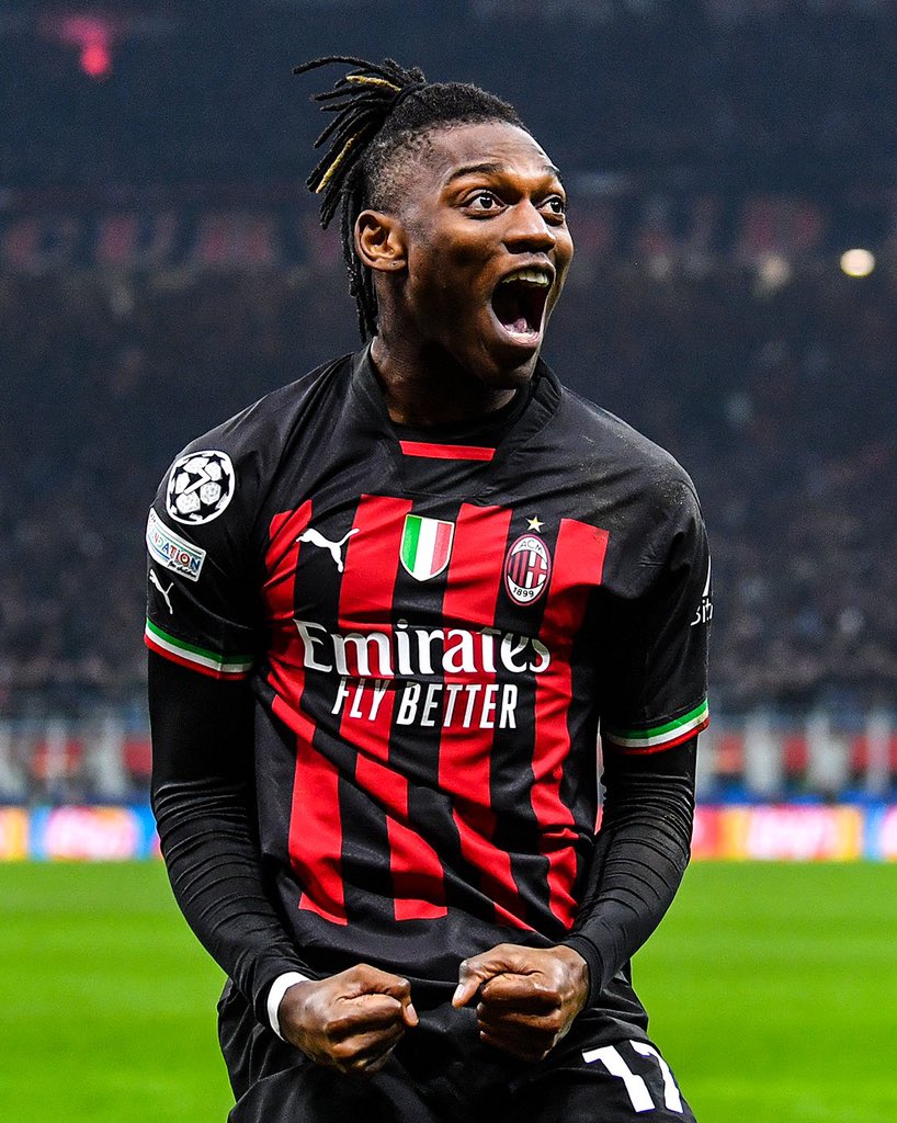 🚨 Leao has signed his contract extension with Milan until June 2028. Last bureaucracies remain before depositing the contract and the official announcement

[<a href="/Gazzetta_it/">La Gazzetta dello Sport</a>, <a href="/DAZN_IT/">DAZN Italia</a>]