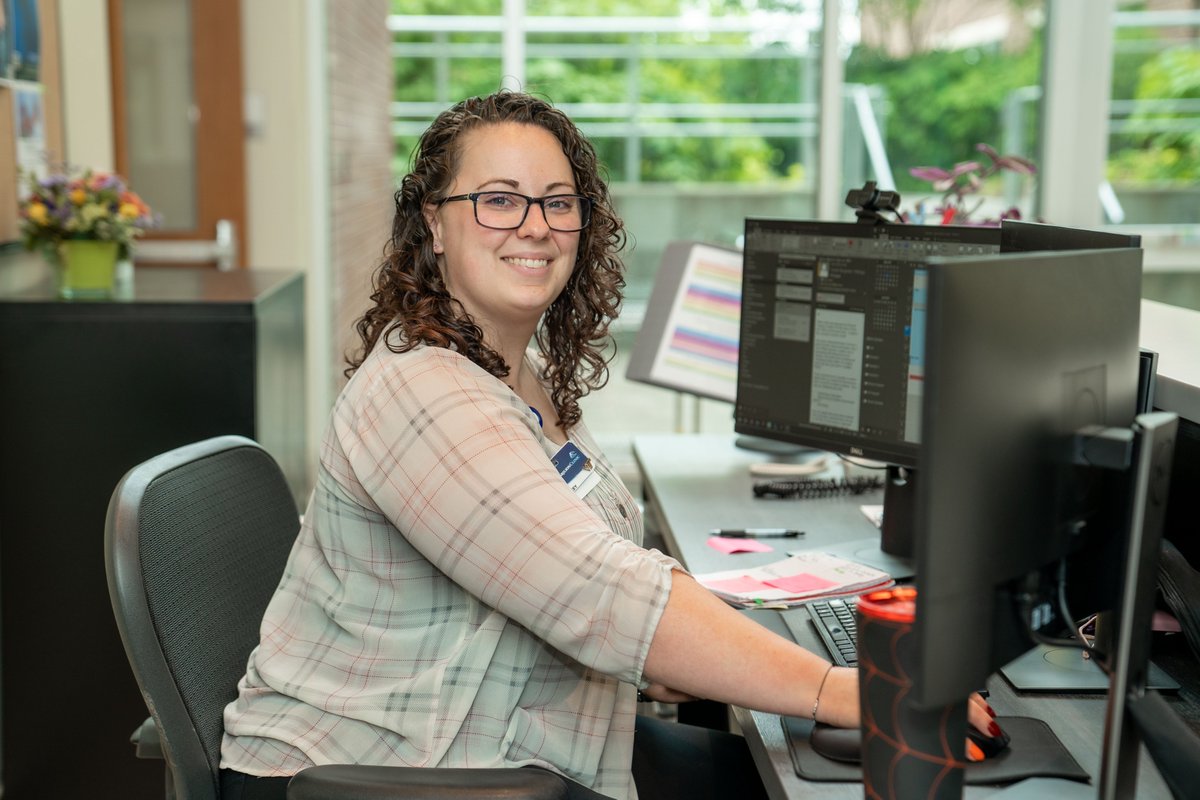Happy #NationalReceptionistDay 🎉

Grateful doesn't begin to describe our appreciation for these two. Thank you for all you do and for everything you bring to the table, day in and day out.

#virginiatech #hokies🦃