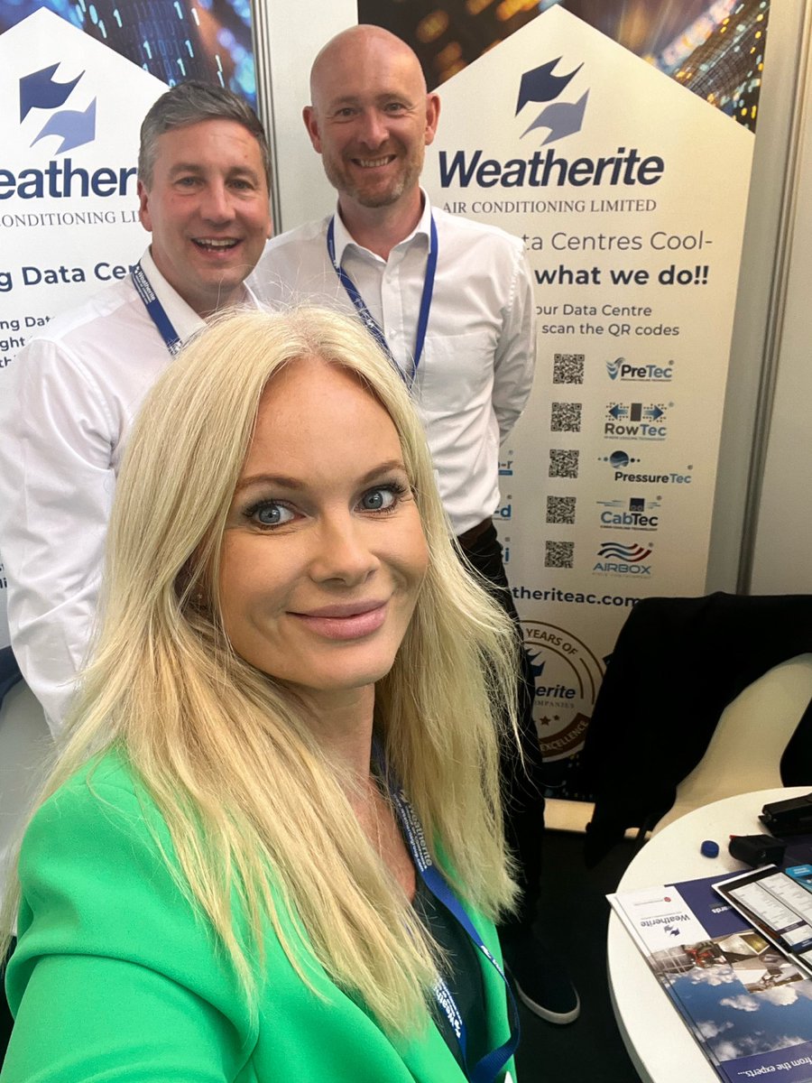 Team  Weatherite 🙌🏼 #dwcfrankfurt #dwc23 <a href="/DataCentreWorld/">Data Centre World</a> #frankfurt