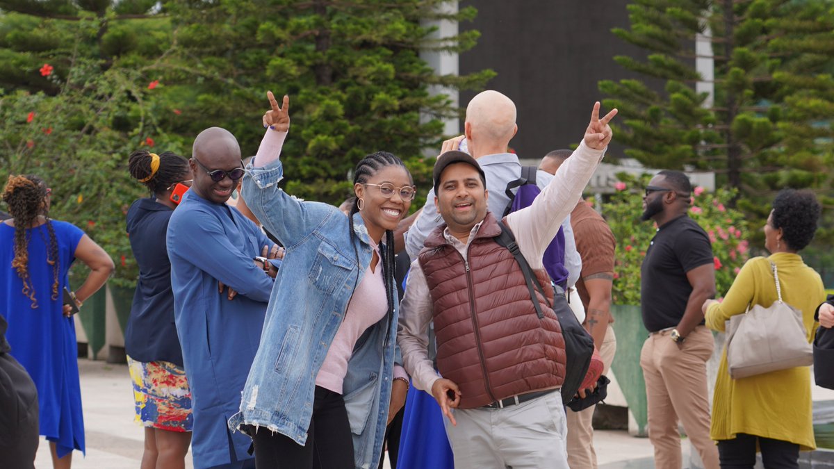 UNDPAfrica's tweet image. Thank you 🙏 @_AfricanUnion for the warm welcome extended to @UNDPAfrica communications &amp;amp; partnerships focal points from across Africa.

The visit demonstrated the meaning of &quot;partnership in action&quot; as we work towards achieving #Agenda2063 &amp;amp; #Agenda2030

#ConnectCreateCollaborate