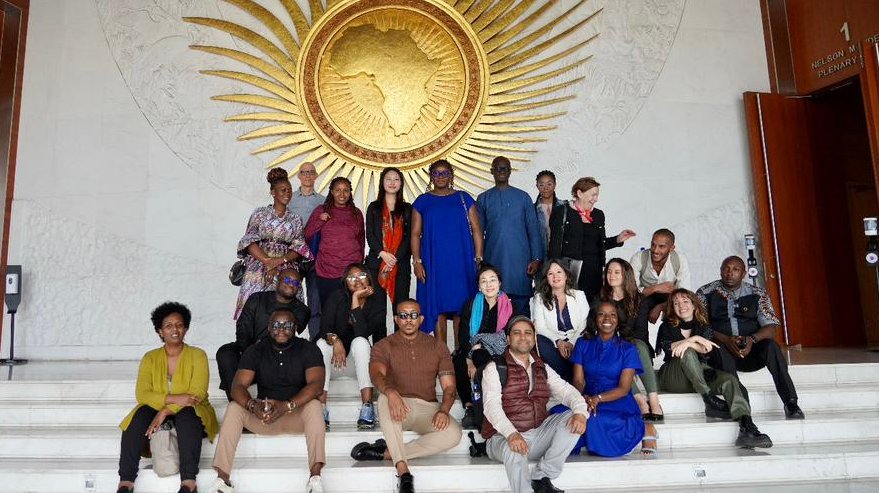 UNDPAfrica's tweet image. Thank you 🙏 @_AfricanUnion for the warm welcome extended to @UNDPAfrica communications &amp;amp; partnerships focal points from across Africa.

The visit demonstrated the meaning of &quot;partnership in action&quot; as we work towards achieving #Agenda2063 &amp;amp; #Agenda2030

#ConnectCreateCollaborate