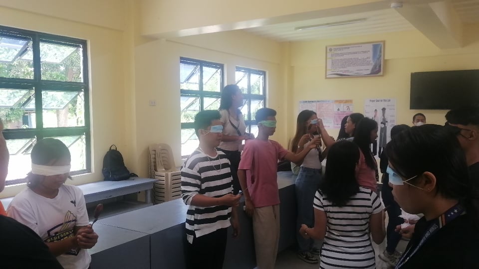 ligue_ivy0416's tweet photo. Effective communication is crucial for successful teamwork.
I'm not enjoying it that much, but still, it was fun.
#amazingblazingfierro
#NMSCST
#interpersonalcommunication
#DevCom
#communicationgames https://t.co/mjZixozfbI
