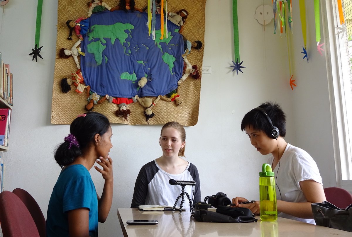 livingtongues's tweet photo. Congrats to Nukuoro expert Johnny Rudolph, linguist Emily Drummond at @UCBerkeley &amp; the entire support team who built the Nukuoro Living Dictionary! At over 6k entries, it is a cultural &amp; linguistic treasure. Explore here:

https://t.co/OH27GSjb2K

#Micronesia #Language https://t.co/gAn1tDIZaG