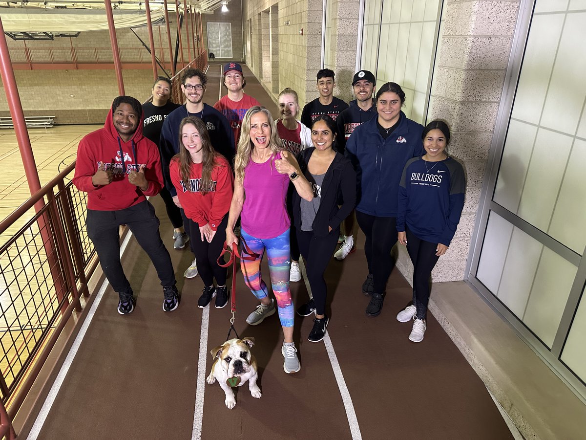 Fresno_State's tweet photo. Good morning, America! 🌅🚶

Tune into @GMA this morning as our Bulldogs represent the Valley and celebrate National Walking Month with @bworley. #GoDogs! #WalkWithGMA https://t.co/kx5yUggPDT